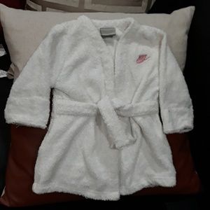 robe nike bebe